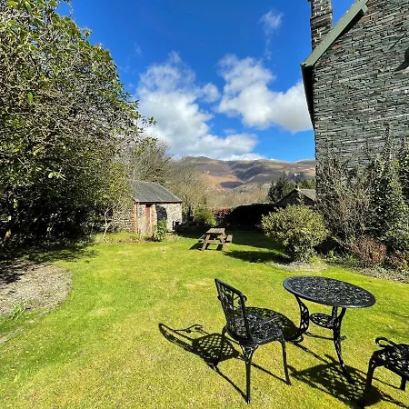 Bethby Beck At The Lairbeck