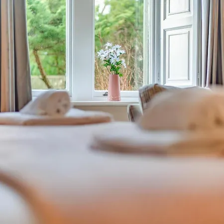 Bethby Beck At The Lairbeck *